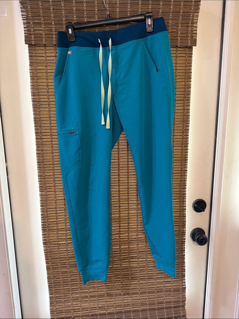 Figs technical collection small scrubs